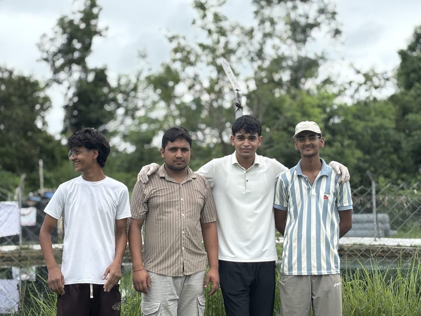 अघि सरेका स्वयंसेवकहरू