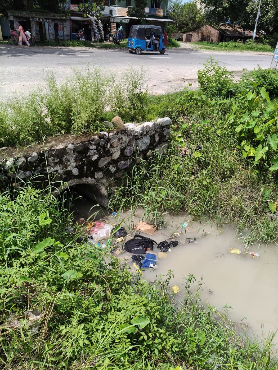 The culvert at the edge of the chowk